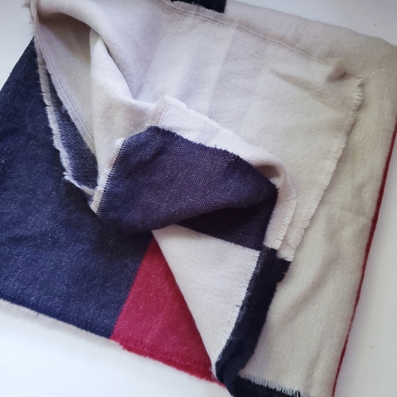 2/$45 ZARA Large Color Block Blanket Scarf - Picture 9 of 9